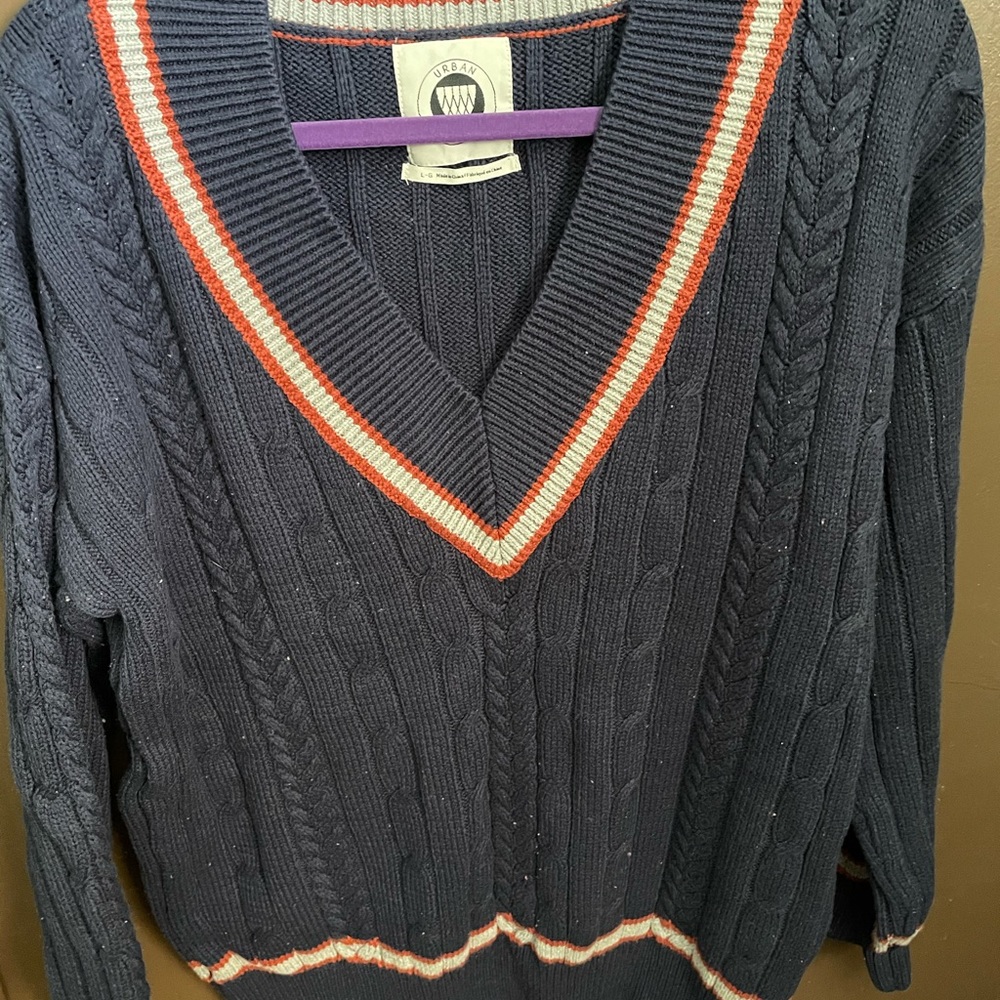 UO vneck sweater